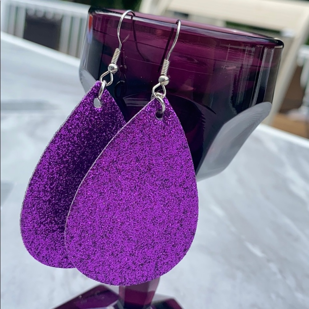 ✨ NWT! ✨ purple sparkle faux leather earrings
